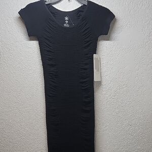 Aura Elegant Black Ruched Midi Dress